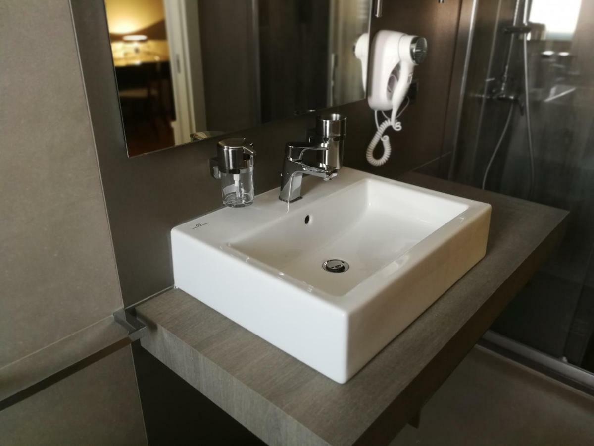 Torrevarata - Guest Rooms سانتا تيريزا دي ريفا المظهر الخارجي الصورة